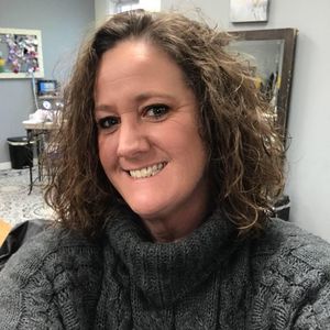 Meet your Posher, Dana